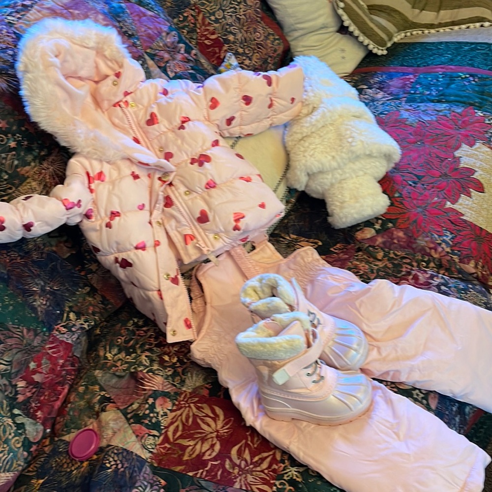 Full snow set for 12-18 months girl, ADORABLE